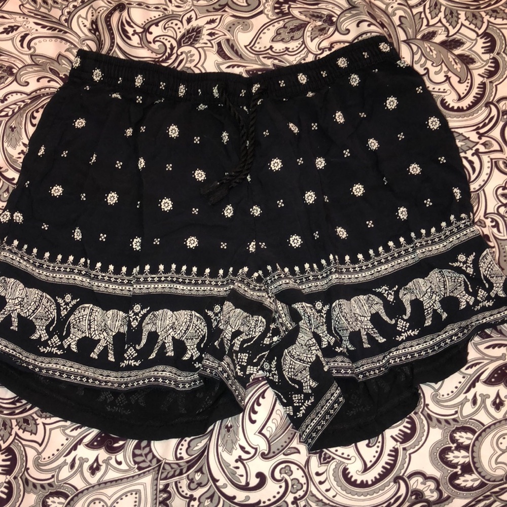 Old Navy size 14 elephant shorts